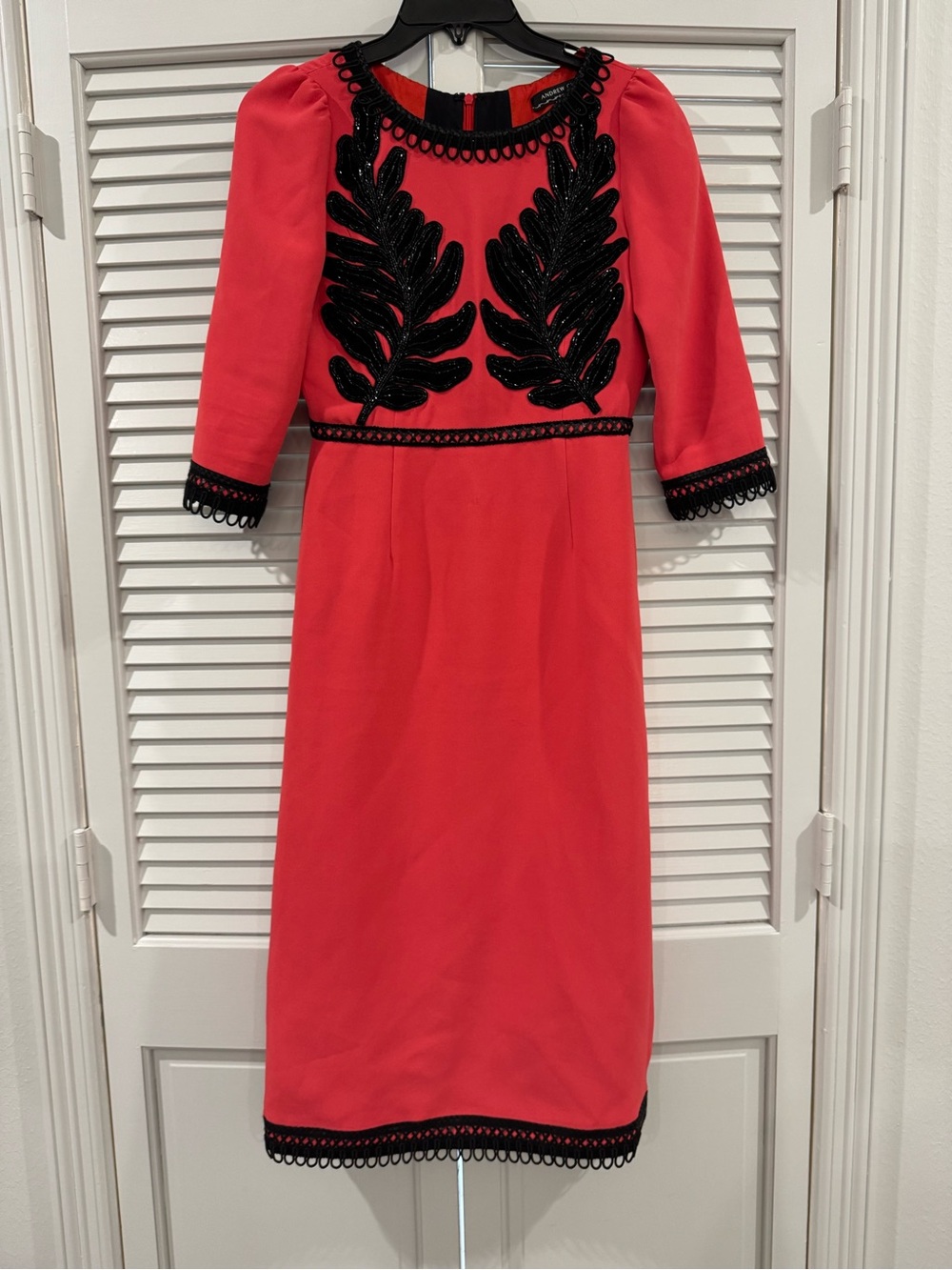 Scarlet Midi Dress with Black Leaf Appliqué